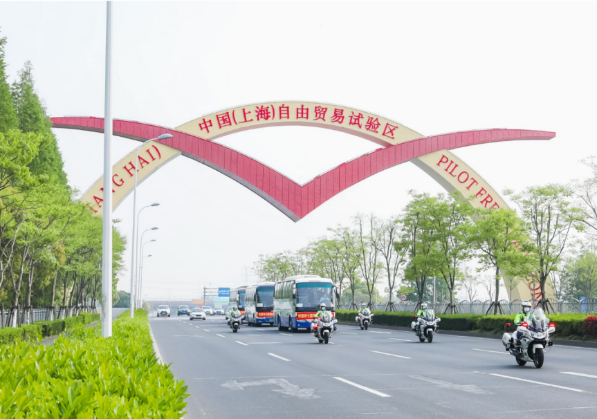 欢迎回家！beat365附属第七人民医院50名援鄂医务人员隔离休整后归来