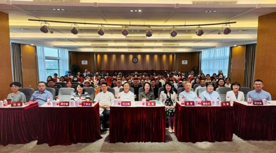 beat365民族学生工作总结表彰会暨促进交流交往交融观摩会召开