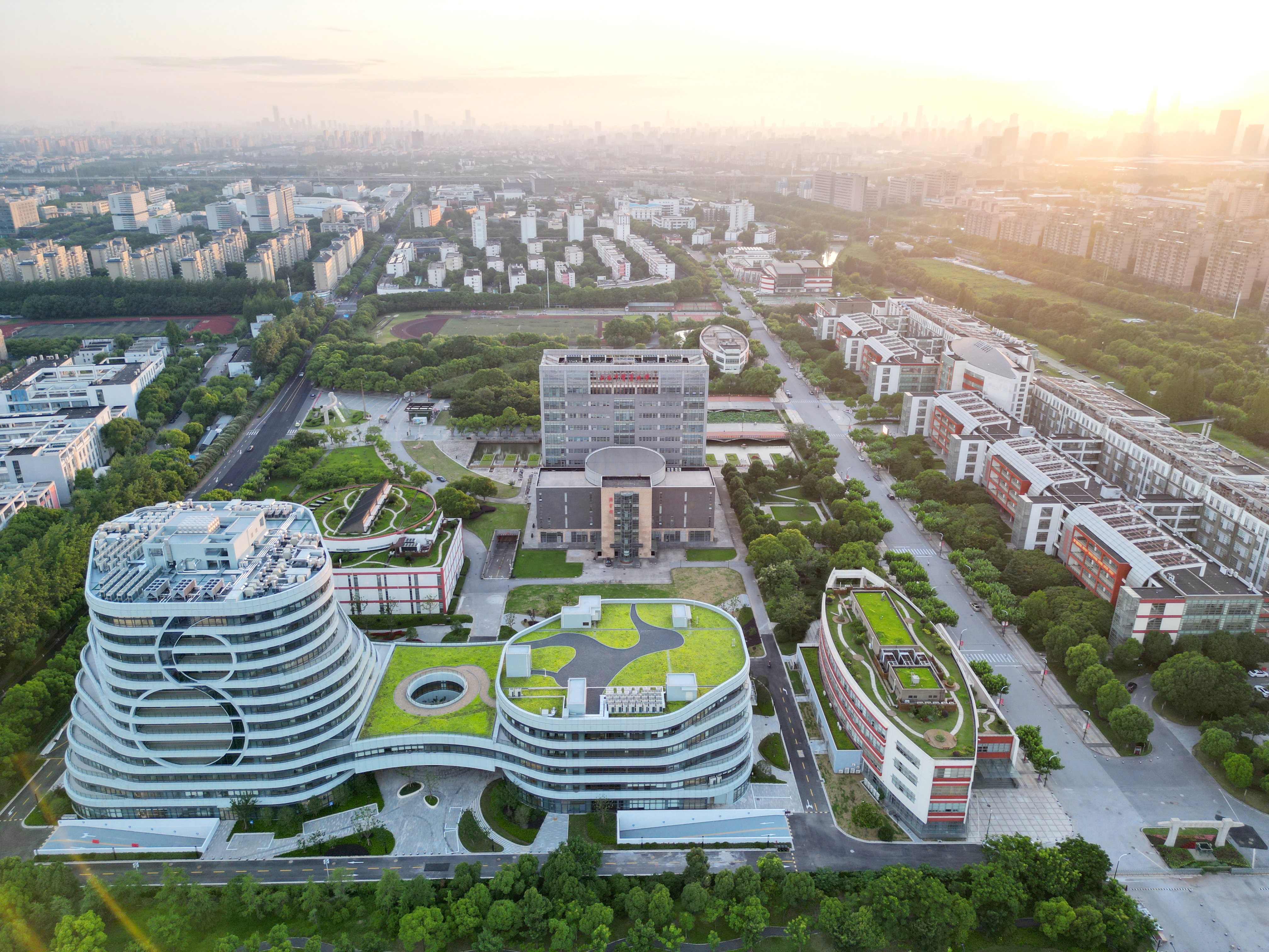 beat365顺利完成学位授权点周期性合格自评估工作